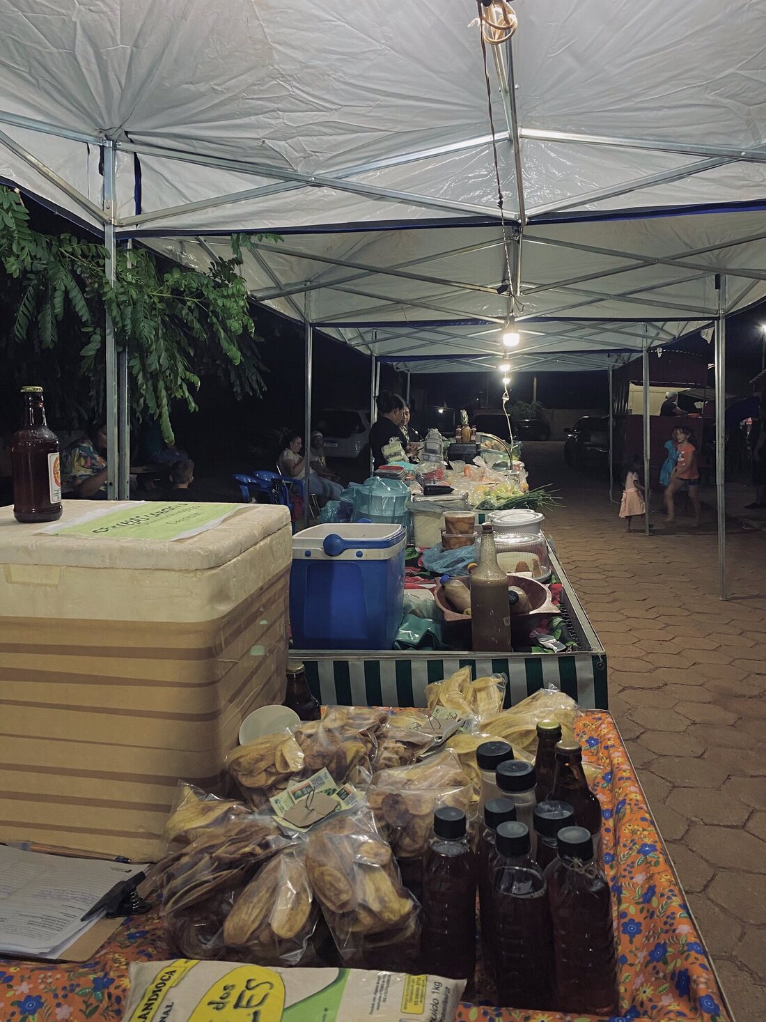 Banca de produtos da agricultura familiar na feira